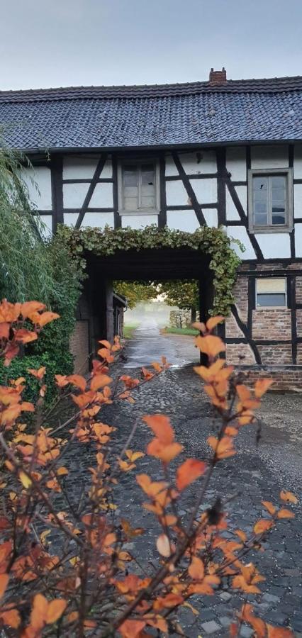 Ferienhaus Q1, Ruhe Und Erholung In Der Eifel Zulpich Luaran gambar